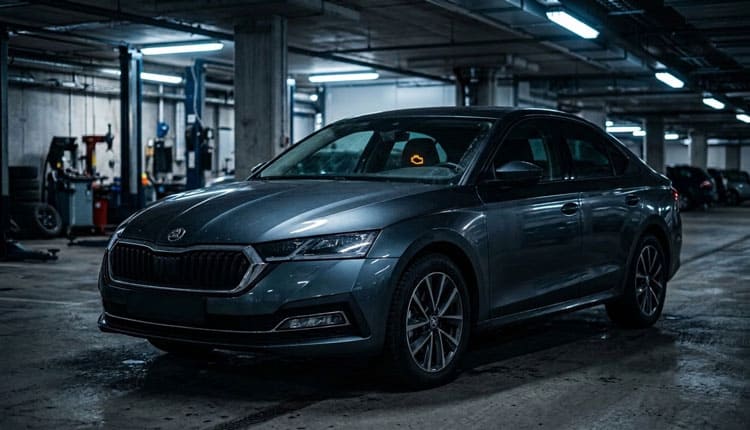 Skoda Octavia: ошибки по коробке DSG и мигающий индикатор на панели